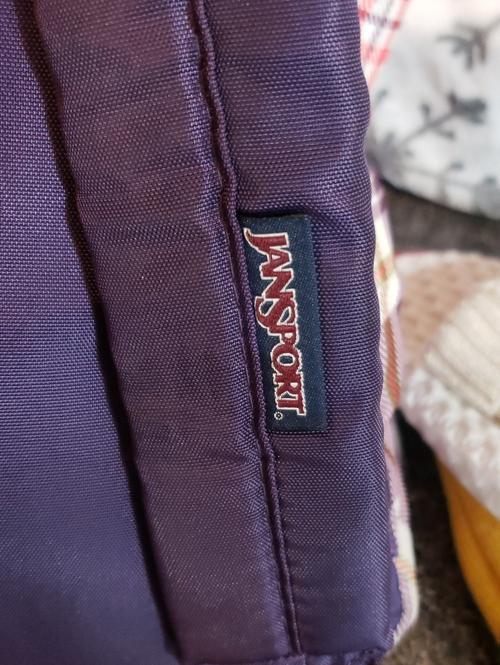 Jansport Superbreak Purple Plaid Backpack Preowned Good Condition 17in X16in - Picture 4 of 5